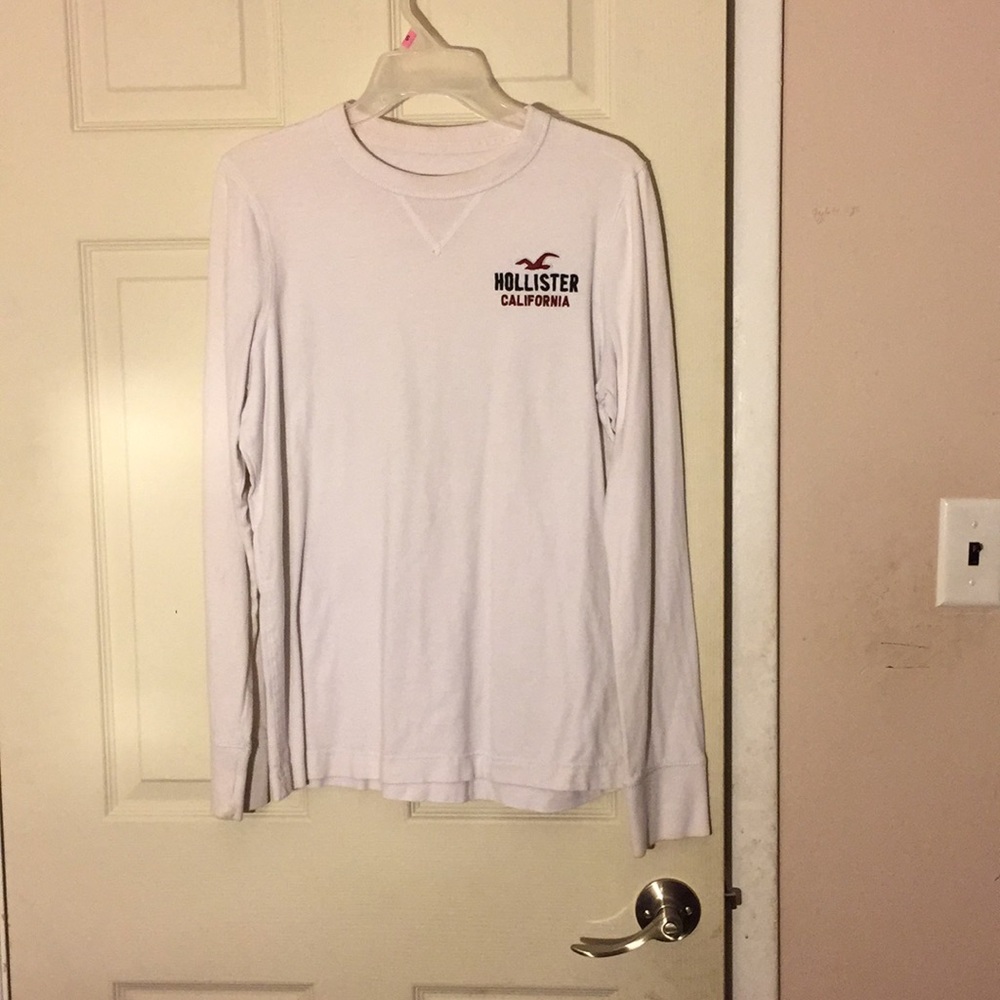 WHITE HOLLISTER LONG SLEEVE